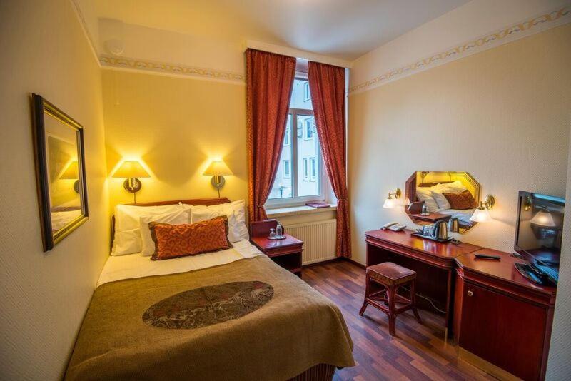 Astor Отель 4*
