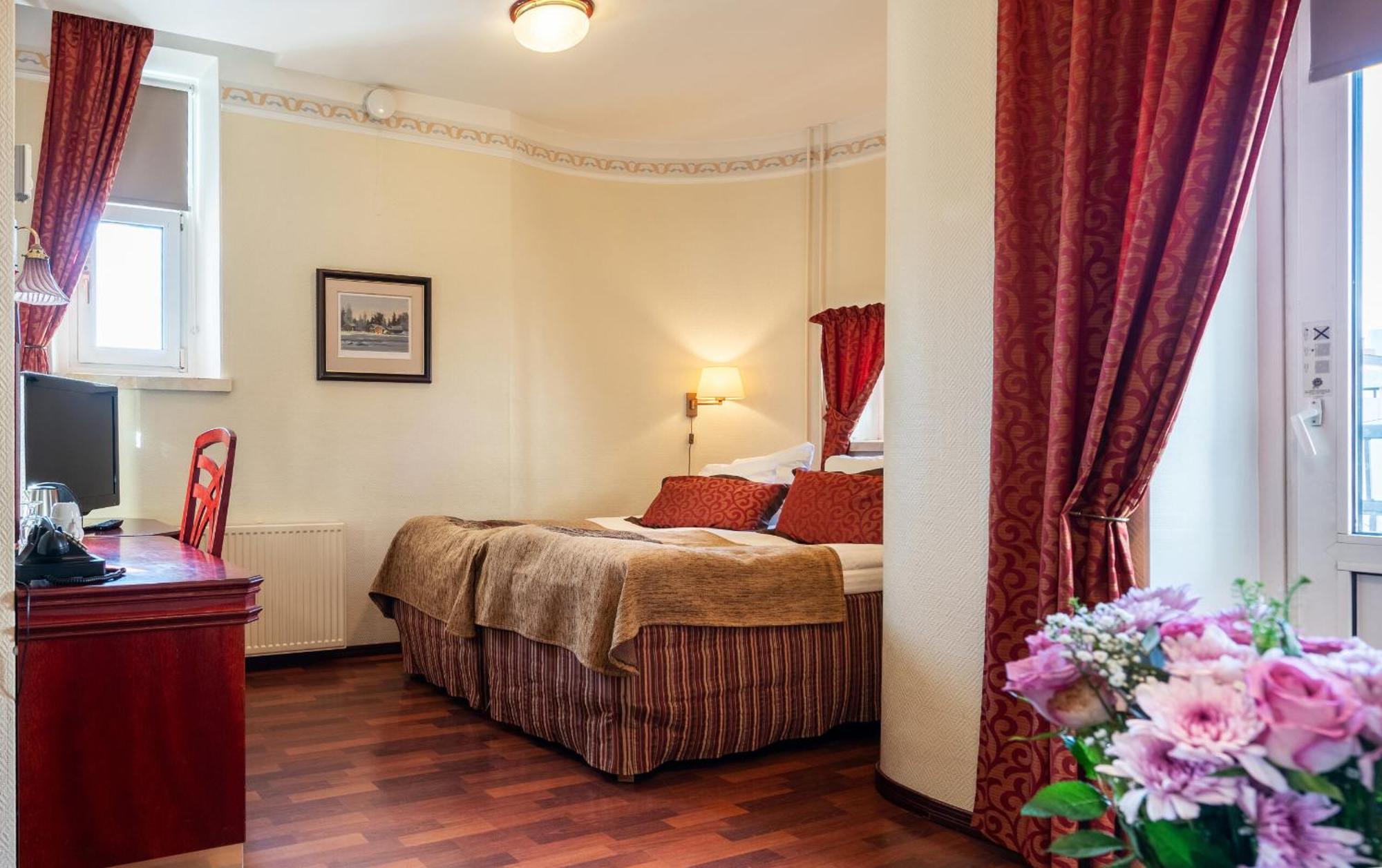 Astor 4*